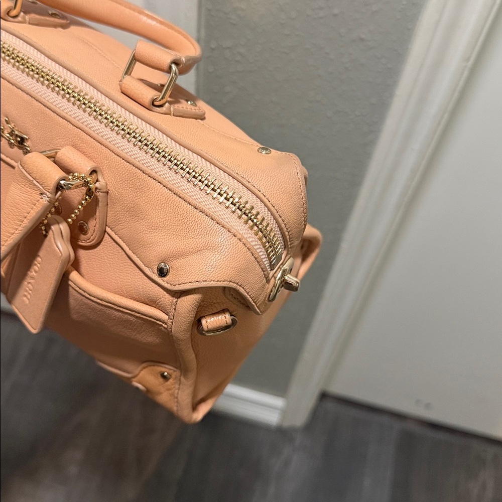 Coach apricot Leather Handbag - Picture 14 of 16
